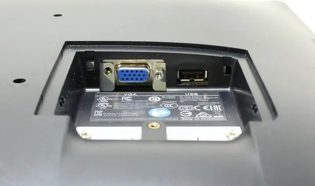 Alt view image 2 of 5 - Elo 1903LM LCD Monitor Black 19" Touchscreen E349829