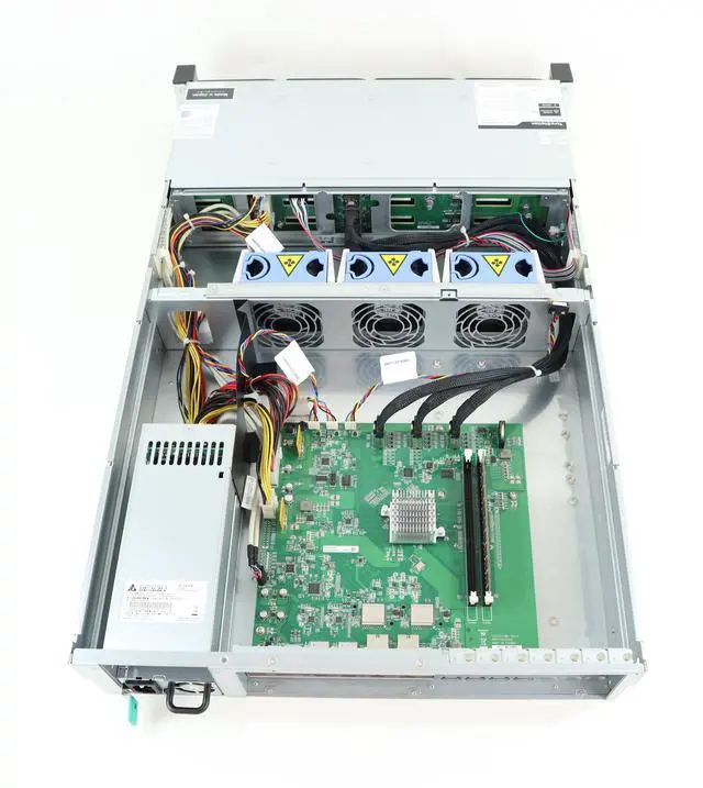 Alt view image 5 of 6 - Buffalo TeraStation 51210RH RM 2U 8GB RAM 96TB HDD 12 bays Gigabit Ethernet TS51210RH9612