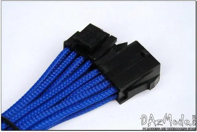 Alt view image 2 of 3 - Darkside 4+4 EPS 12" (30cm) HSL Single Braid Extension Cable - Blue UV (DS-0074)