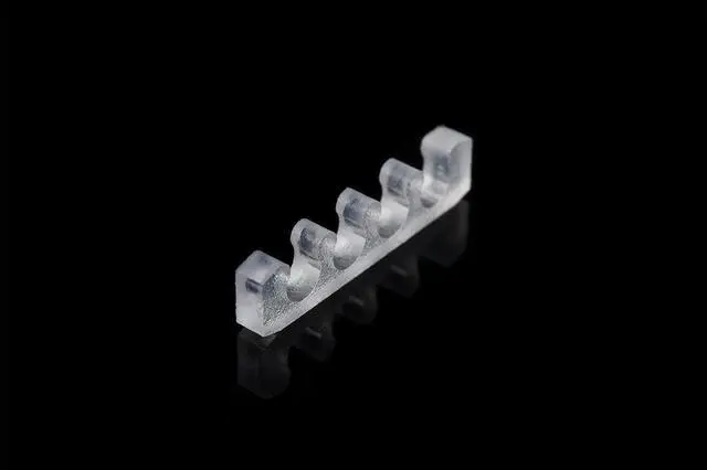 Alt view image 2 of 12 - Alphacool Eiskamm X4 Flat - 3mm Clear - 4 pcs (24749)