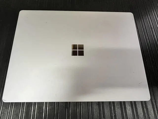 Alt view image 2 of 3 - SURFACE Laptop 2 Windows 11 Pro Microsoft Surface  Intel Core i5 8350U 1.70Gz 8GB RAM 256GB SSD WIFI Webcam Bluetooth Biometric Device Intel Graphics 620 TPM 2.0, Silver