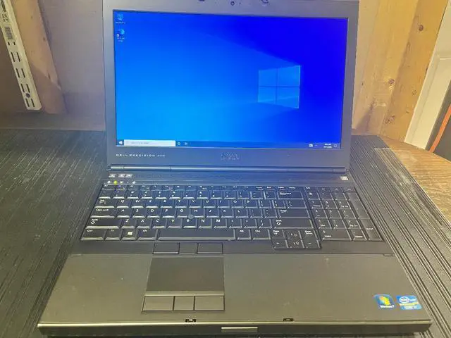 Main image of DELL Precision M4700 Mobile Workstation Intel i7 3740QM 2.7Gz 16GB RAM 500GB HDD DVDRW WIFI Webcam HDMI 15.6" FHD AMD FirePro M4000 Battery 180W Dell AC Adapter Windows 10 Pro