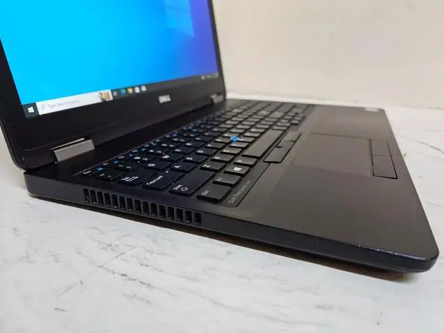 Alt view image 3 of 3 - Dell Precision 3510 Mobile Workstation Laptop, Intel i7-6700HQ, 16GB DDR4, 1TB Hard Drive, Windows Pro 10 PRM3510-21111 (PRM3510-21111)