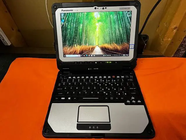 Refurbished: Panasonic Toughbook CF-20 MK2 2-in-1 Fully Rugged w