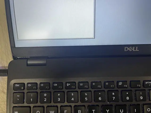 Alt view image 4 of 4 - DELL Latitude 5501 Intel Core i5 9400H 2.50Gz 8GB RAM 256GB SSD WIFI Webcam Bluetooth  Backlit Keyboard 15.6" FHD Screen Intel UHD 630 Graphics HDMI Type-C with Thunderbolt Windows 11 Pro