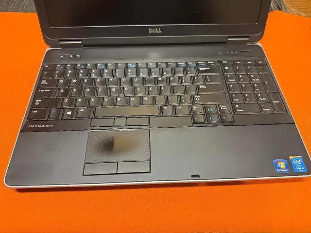 Alt view image 2 of 3 - DELL Latitude E6540 Laptop Intel Core i5 4300M 2.60Gz 8GB RAM 500GB SATA DVD-RW WIFI Excellent Battery Dell AC Adapter Windows 7 Pro