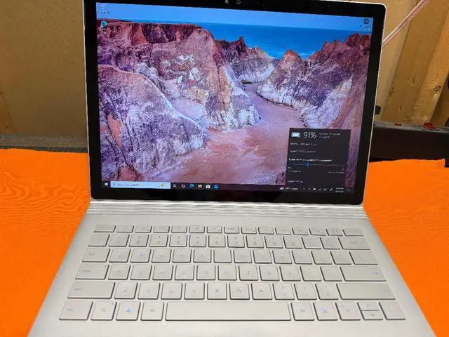 Main image of Microsoft Surface Book 2-in-1 Intel Core i5 6300U 2.40Gz 8GB RAM 128GB SSD WIFI Webcam Biometric Bluetooth 13.5" Touchscreen Intel HD 520 graphic Win 10 Pro 2 X USB 3.0 Mini DisplayPort SD