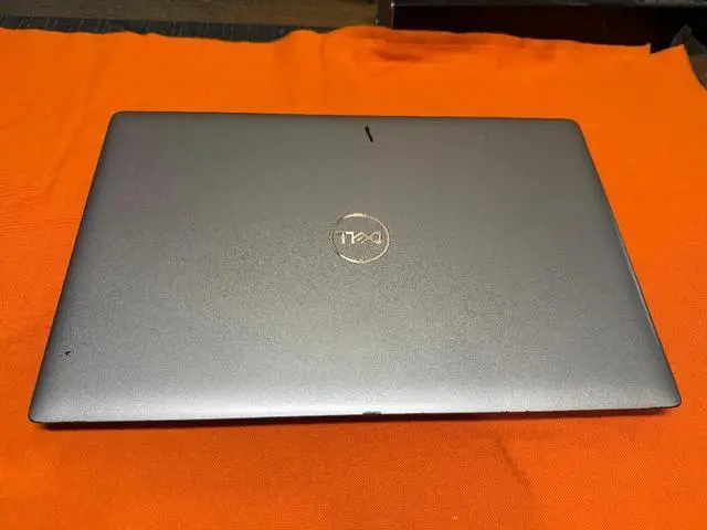 Alt view image 8 of 8 - Dell Latitude 5530 - 15.6 inch FHD (1920x1080) (Non- Touchscreen) Laptop, Intel Core i7-1255U - Quad Core, 16GB RAM - 512GB SSD, Intel Integrated Graphics, Backlit Keyboard, Windows 11 Pro - Silver