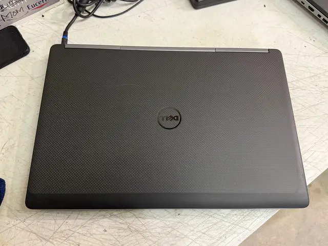 Alt view image 5 of 6 - DELL Precision 7720 Workstation Laptop Intel i7-7820HQ CPU 2.90Gz 512GB SSD 16GB RAM WIFI Bluetooth Backlit Keyboard 17.3" FHD Quadro P3000 240W Dell AC Adapter Windows 10 Pro 64 bit