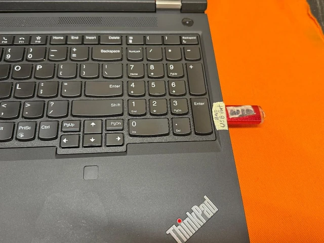 Alt view image 2 of 5 - Lenovo ThinkPad P15 G2 11th Gen Intel Core i7 11800H 2.30Gz (8 Cores) 16GB DDR 4 RAM 1TB SSD WIFI Webcam Biometric Devices (Windows Hello Face + Synaptic UWP WBDI) Bluetooth Ethernet Win 11 Pro, READ