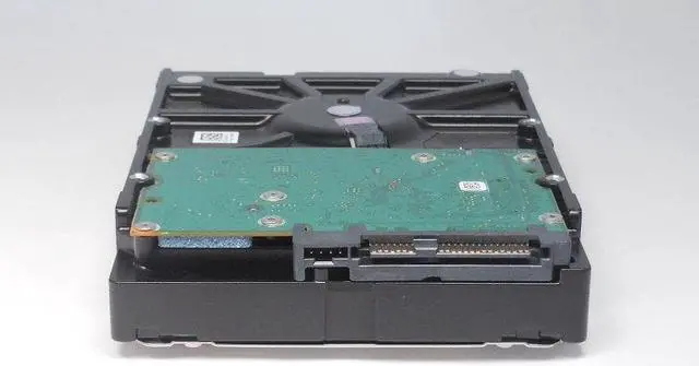 Alt view image 2 of 2 - 55H49 DELL 3TB 7.2K SAS 3.5 6G HDD - CONSTELLATION ES.3 ST3000NM0023 REF