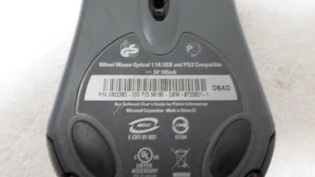 Alt view image 4 of 4 - Microsoft X802382-003 X802382-018 X802382-002 Wheel Mouse Optical 1.1A USB