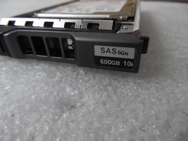 Alt view image 2 of 3 - Dell 600GB 10K 2.5" SAS 6Gbps HDD Seagate ST9600205SS // R72NV with Tray