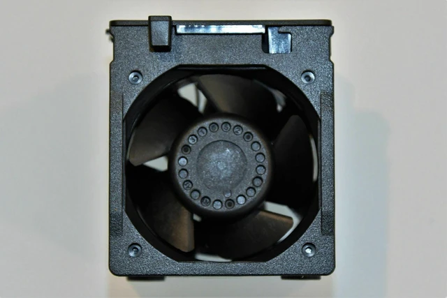 Alt view image 3 of 4 - DELL POWEREDGE SERVER R530 COOLING FAN MRX6C 0MRX6C