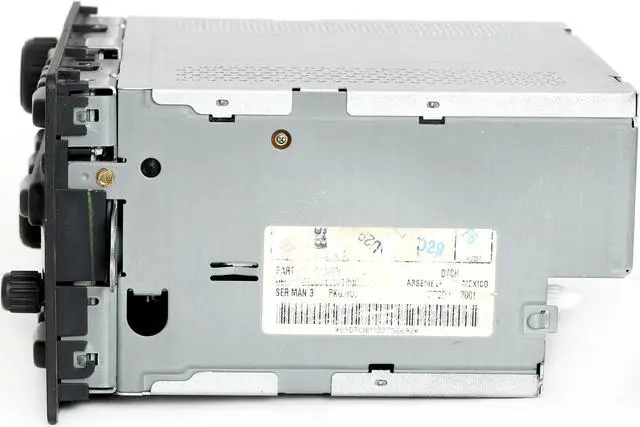 Alt view image 5 of 7 - UNLOCKED 03-05 Chevy GMC Truck AMFM 6 Disc CD Radio w Aux Input & Cable 10357886