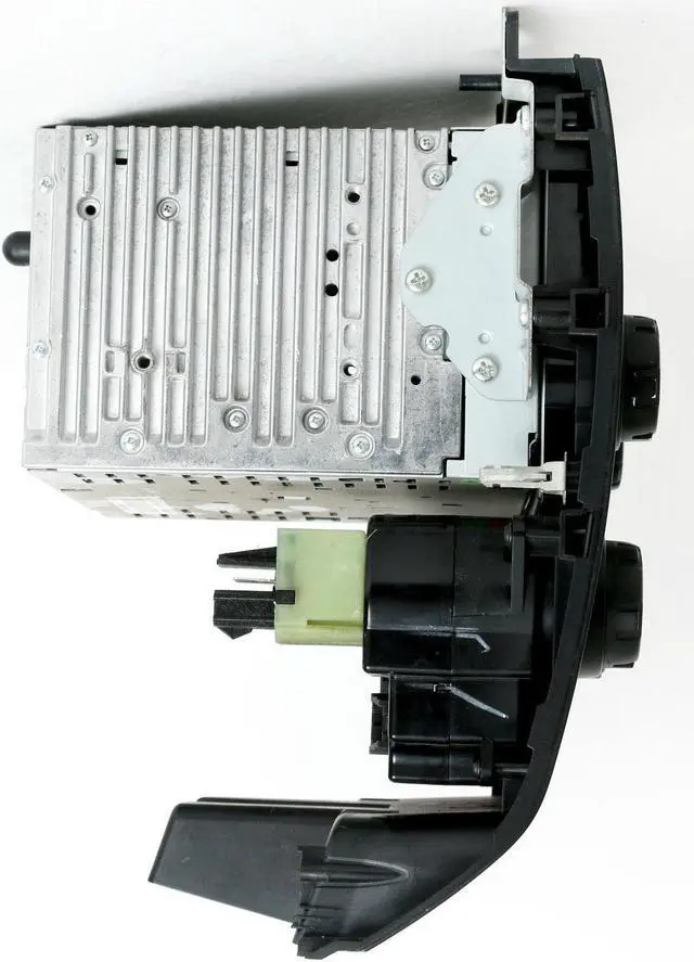 Alt view image 3 of 7 - Ford Mercury 2008 Escape Mariner Radio AM FM mp3 Single Disc CD 8L8T-19C107-AM