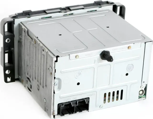 Alt view image 3 of 4 - 2008 Chevrolet Equinox AM FM Single Disc Player Auxiliary Input 25956994