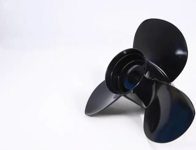 Main image of TURNING POINT PROPELLERS TURNING POINT HUSTLER AL RH PROPELLER 10.5 x 11 3-BLADE 21221110