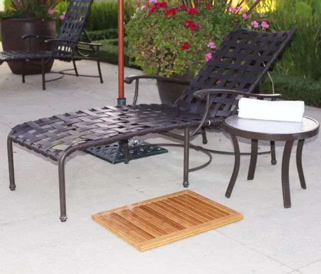 Alt view image 4 of 7 - Oceanstar Bamboo Floor and Shower Mat FM1163