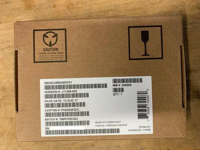 Alt view image 8 of 8 - INTEL - IMSOURCING SSDSC2BB240G701 S3520 240GB SSD SATA 6G 2.5IN