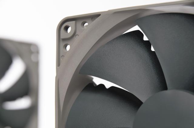 Alt view image 5 of 7 - Noctua NF-P12 redux-1300 PWM, Quiet Fan, 4-Pin, 1300 RPM (120mm, Grey)