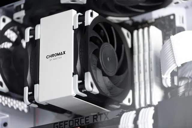 Alt view image 5 of 6 - Noctua NA-HC8 chromax.white, Heatsink Cover for NH-U12A (White)