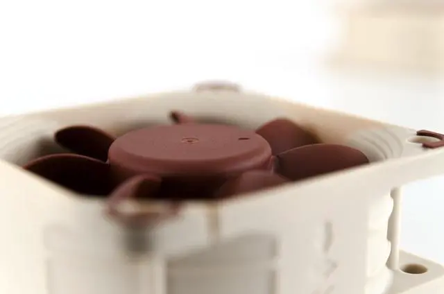 Alt view image 6 of 14 - Noctua NF-A6x25 PWM, Premium Quiet Fan, 4-Pin (60mm, Brown)