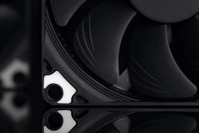 Alt view image 5 of 8 - Noctua NF-A9x14 HS-PWM chromax.black.swap, Premium Quiet Slim Fan, 4-Pin (92x14mm, Black)