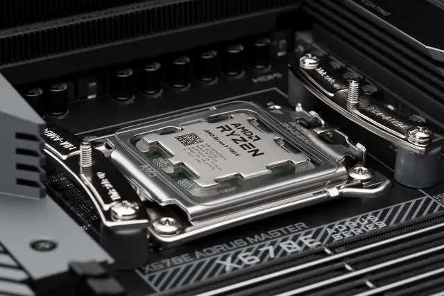 Alt view image 5 of 5 - Noctua NT-H1 3.5g AM5 Edition, Pro-Grade Thermal Compound with Thermal Paste Guard for AMD AM5 CPUs (3.5g)