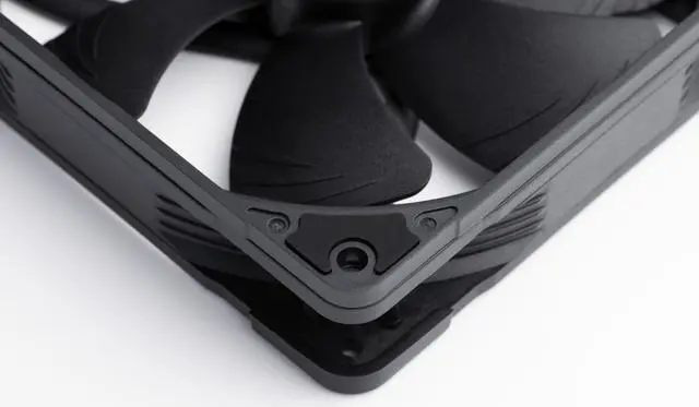 Alt view image 4 of 7 - Noctua NA-IS1-14 chromax.black Sx2, Inlet Side Spacers for 140mm Fans (Black)