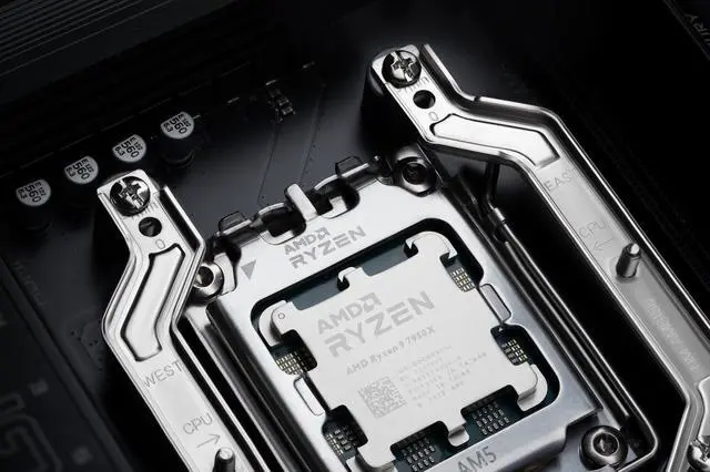 Alt view image 3 of 4 - Noctua NM-AMB15, Offset AMD AM5 Mounting Bars for Improved Cooling Performance (Silver)