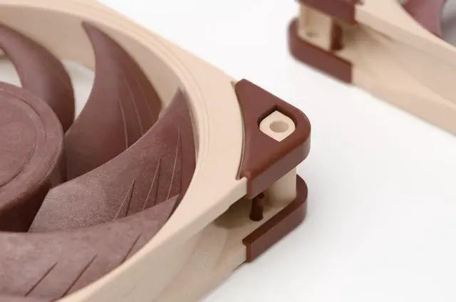 Alt view image 6 of 8 - Noctua NF-A12x25 PWM, Premium Quiet Fan, 4-Pin (120mm, Brown)