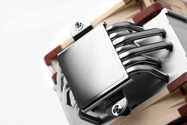 Alt view image 7 of 17 - Noctua NH-U12A, Premium CPU Cooler with High-Performance Quiet NF-A12x25 PWM Fans (120mm, Brown)