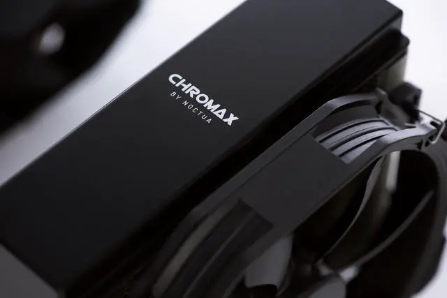 Alt view image 4 of 4 - Noctua NA-HC6 chromax.black, Heatsink Cover for NH-U14S, NH-U14S TR4-SP3 & NH-U14S DX-3647 (Black)
