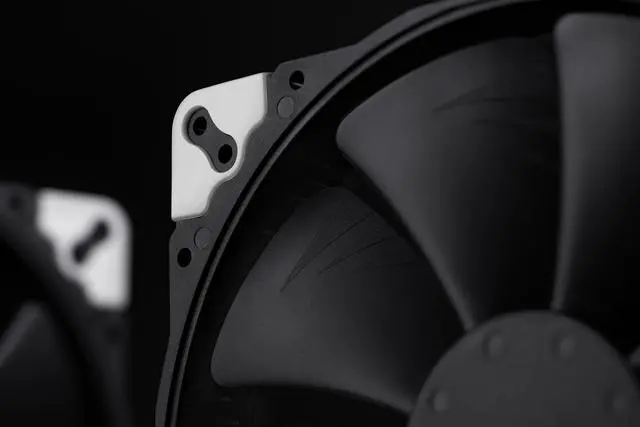 Alt view image 4 of 4 - Noctua NA-SAVP6 chromax.white, Anti-Vibration Pads for 200mm Noctua Fans (16-pack, White)