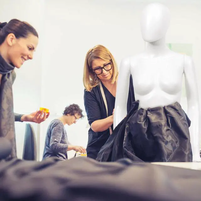 Alt view image 4 of 7 - Costway Female Mannequin Egghead Plastic Full Body Dress Form Display