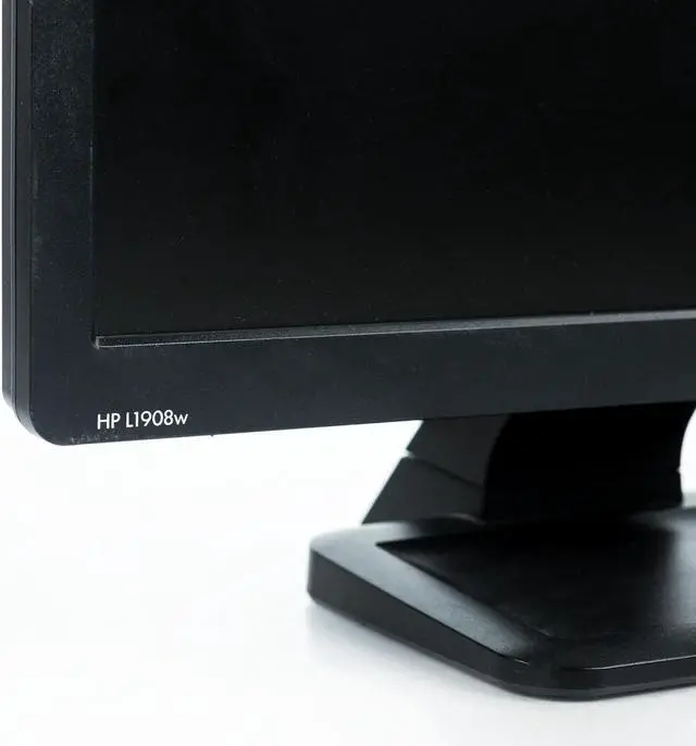 Alt view image 6 of 7 - HP LE1901W 1440 x 900 19" LCD TFT Monitor VGA 16:10 Adjustable Stand Grade A