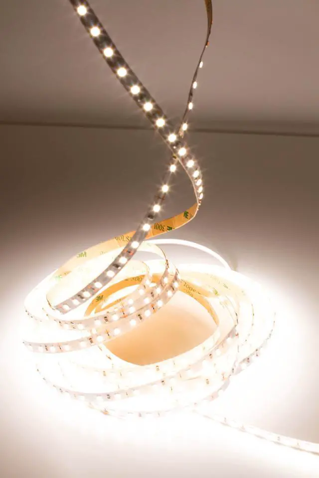 Alt view image 5 of 6 - 12V 2835 SERIES CRI 95 4000K NATURAL WHITE COLOR LED STRIP LIGHT
