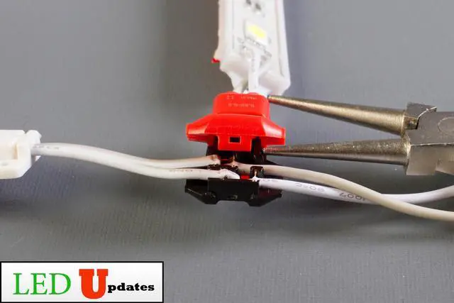 Alt view image 3 of 5 - 10pcs Premium Wire Coupling T Connector for wire 18 Awg to 22 Awg