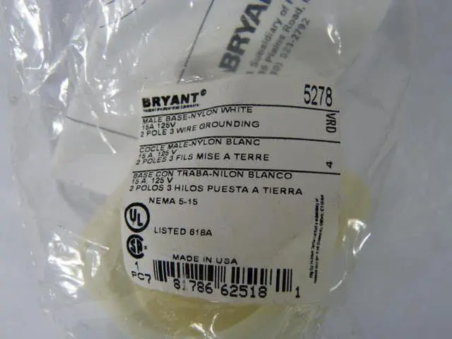 Alt view image 3 of 5 - Bryant 15,  Industrial,  Flanged Inlet,  White,  No Tamper Resistant Nylon 5278