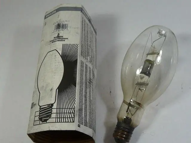 Main image of Philips MH400/U Lamp 400Watt Mogul Base