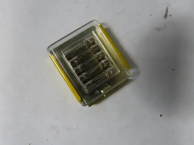 Alt view image 2 of 5 - EATON BUSSMANN GDC-4A Glass Fuse, 4A, 40A at 250V AC, 5 PK