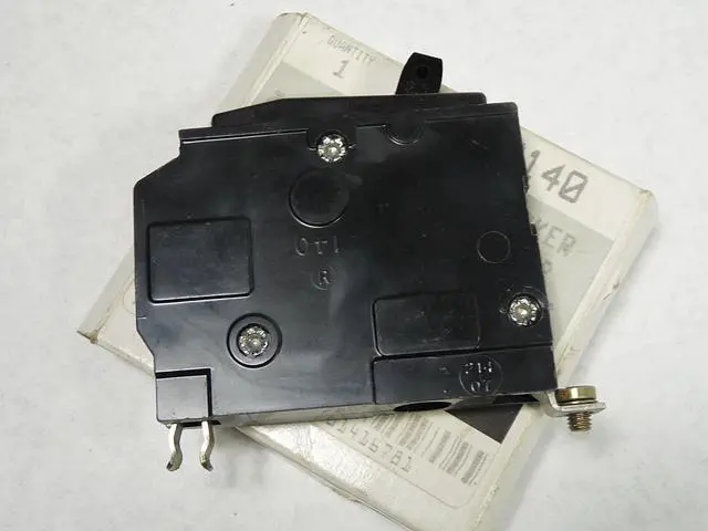Alt view image 4 of 6 - SQUARE D QOB140 Miniature Circuit Breaker, QO Series, 40A, 1 Pole, 120/240V AC,