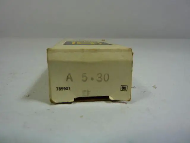 Alt view image 2 of 5 - SQUARE D A5.30 Thermal Unit,3.71 to 4.07A