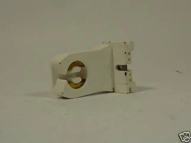 Alt view image 2 of 3 - HUBBELL WIRING DEVICE-KELLEMS RL320 Lamp Holder,660 Watts