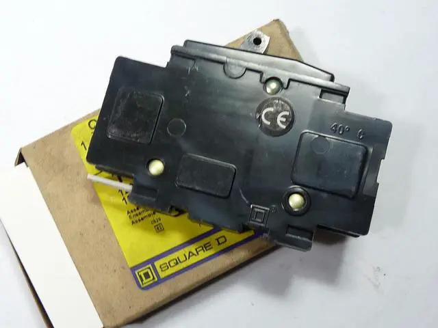 Alt view image 5 of 7 - SQUARE D QOU110 Miniature Circuit Breaker, QO Series, 10A, 1 Pole, 120/240V AC,