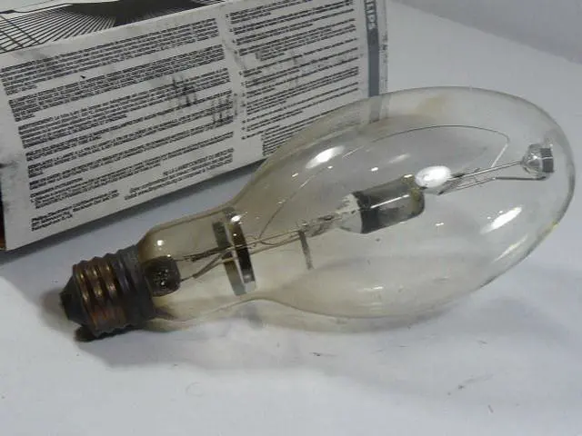 Alt view image 2 of 5 - Philips MH400/U Lamp 400Watt Mogul Base