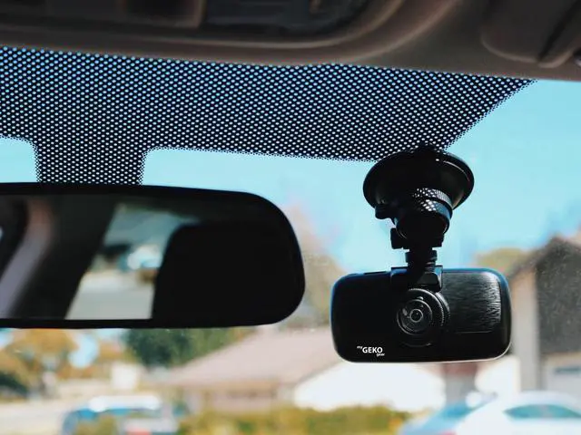 Alt view image 6 of 15 - myGEKOgear Orbit 960 4K Ultra HD Wi-Fi GPS Dashcam #GO96016G