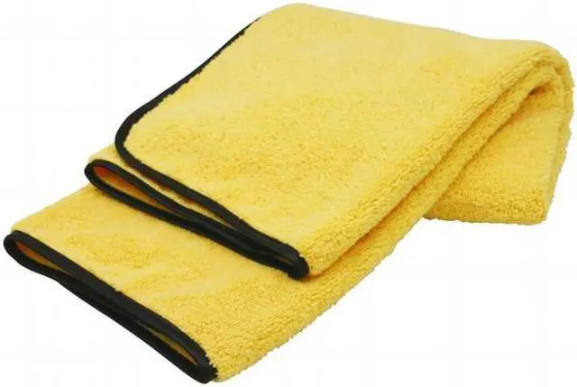 Alt view image 4 of 6 - Carrand 40059AS 25-in x 36-in Auto Spa Microfiber Max Supreme Drying Towel