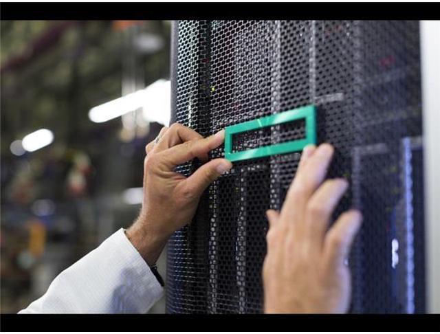 Main image of HPE MSL LTO-8 SAS Drive Upgrade Kit